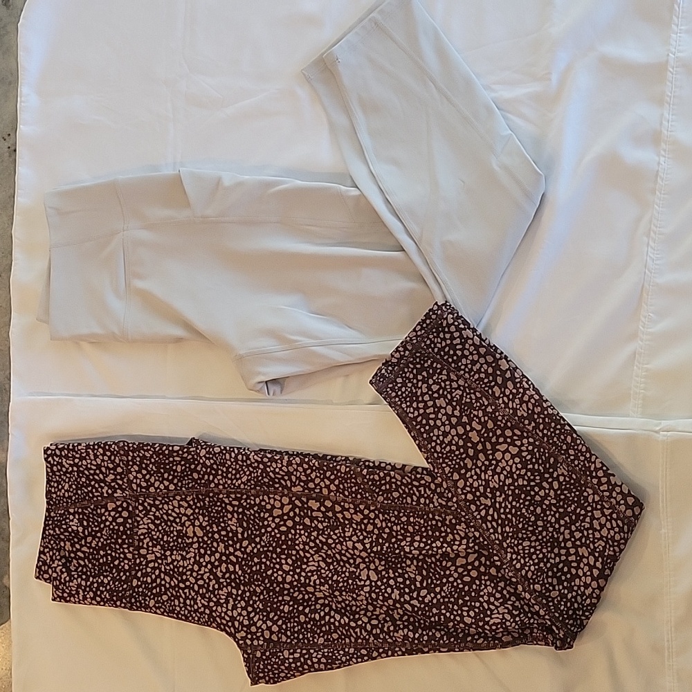 *Bundle* 2 Pair Fabletics Oasis PureLuxe Leggings